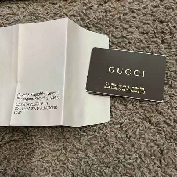Authentic Gucci sunglasses. Size 6.5x2 - Picture 4 of 4